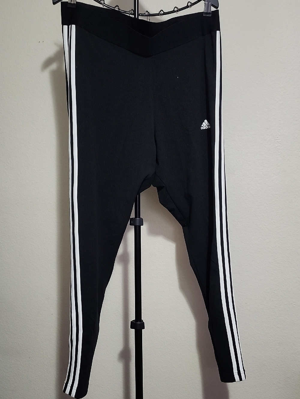 adidas 3-Stripe Leggings – Size 3X (New)